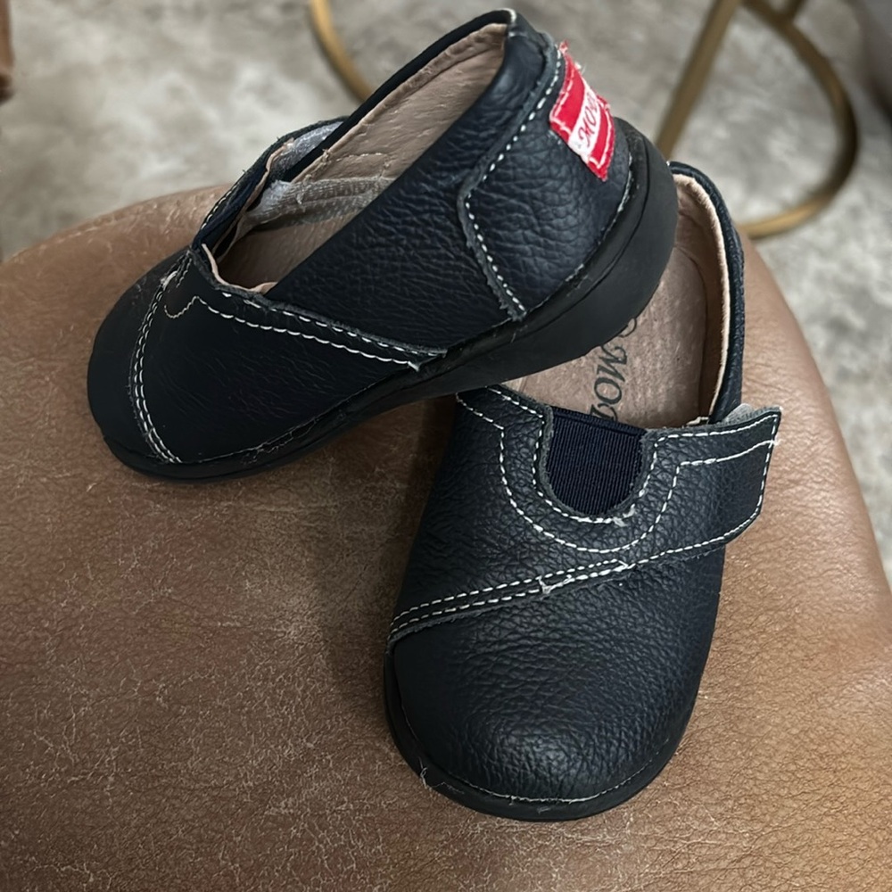 Children’s leather Modit shoes